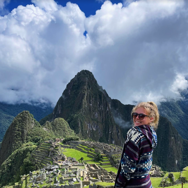 Quinn Gregor, Peer Advisor in front of Machu Picchu